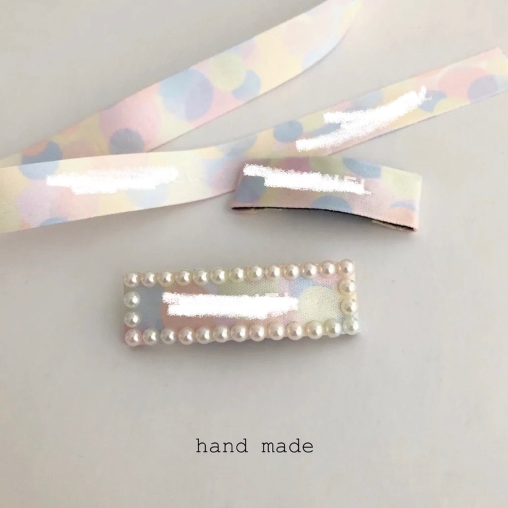 2Pcs* Ribbon Hair Clips